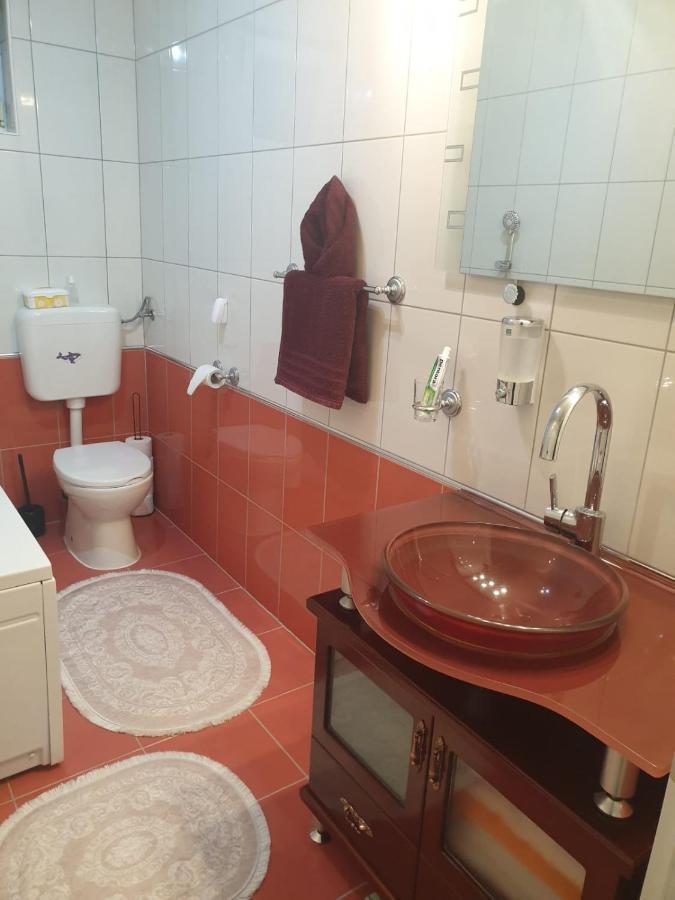 Apartman Sofia ジュパニャ エクステリア 写真