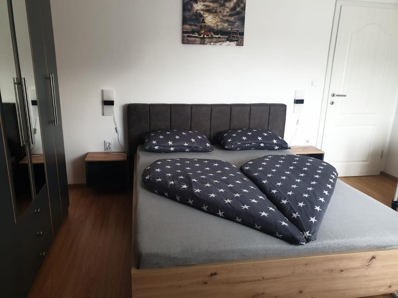 Apartman Sofia ジュパニャ エクステリア 写真