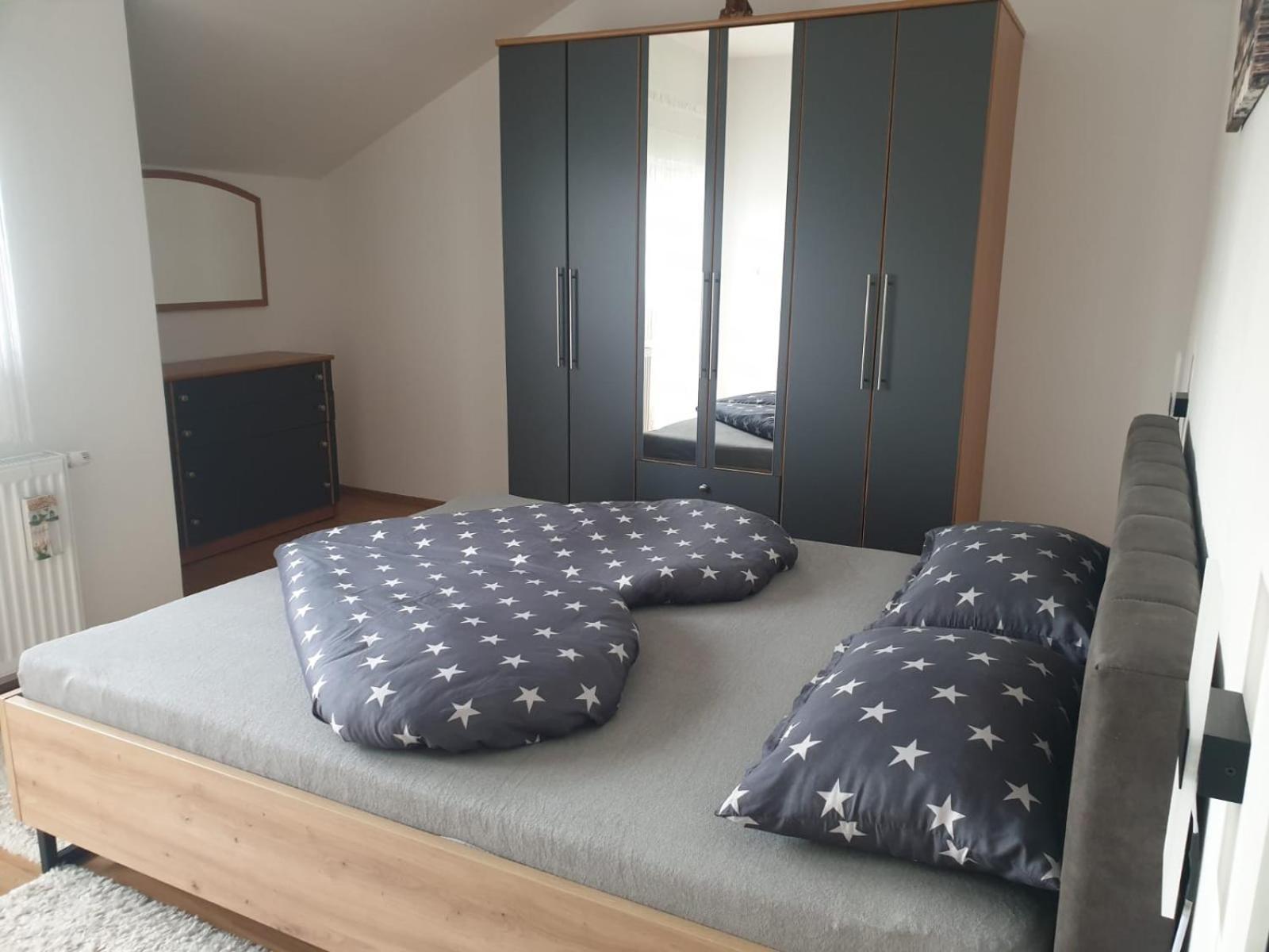 Apartman Sofia ジュパニャ エクステリア 写真