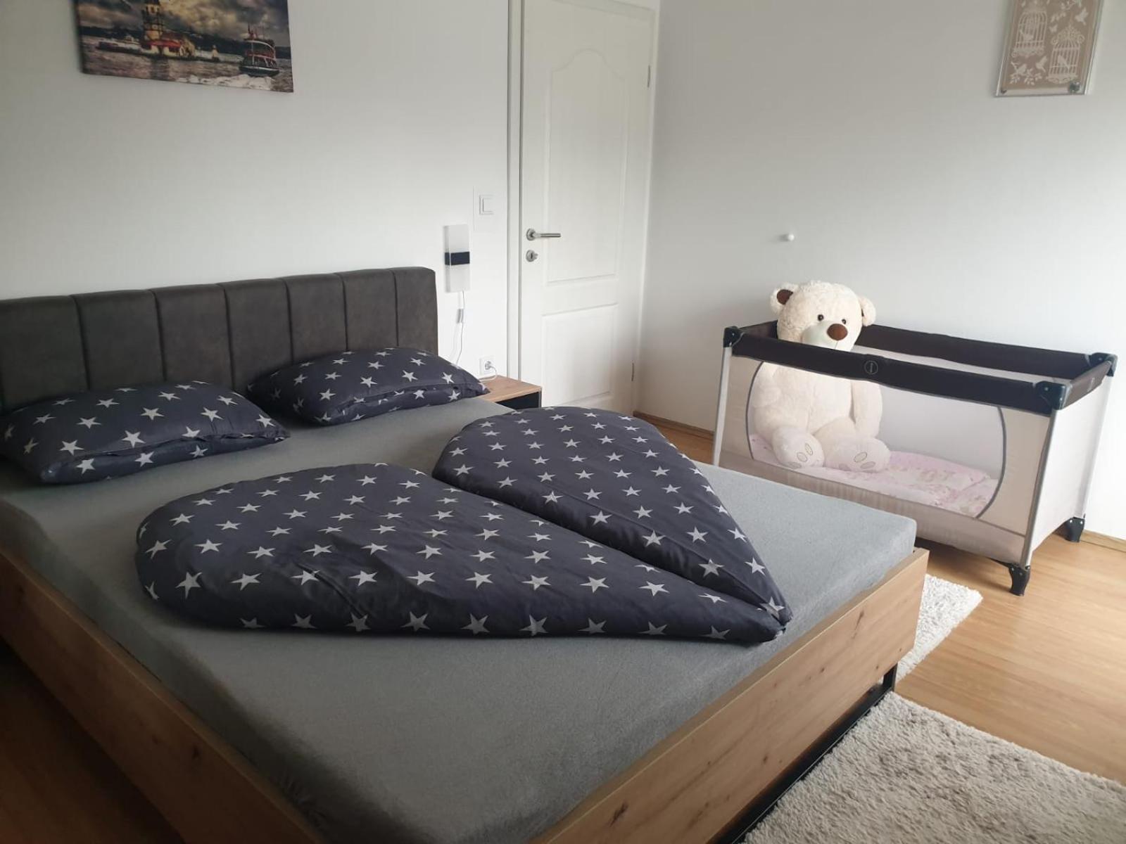 Apartman Sofia ジュパニャ エクステリア 写真